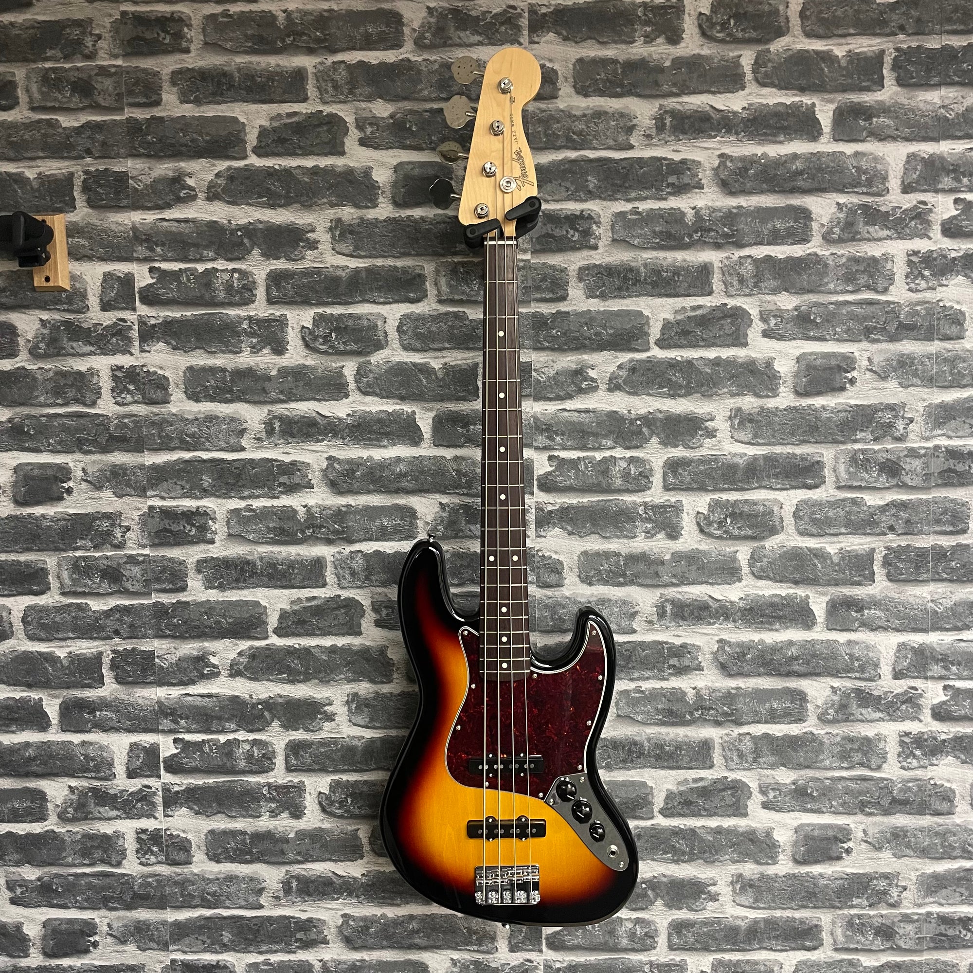 Fender Made in Japan Junior Collection Jazz Bass RW 3-Color Sunburst - PREOWNED