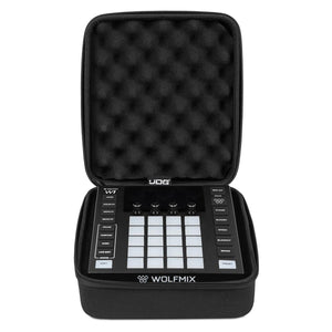 UDG U8490BL Creator Wolfmix W1 Hardcase Black