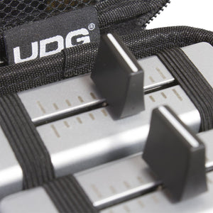 UDG U8472BL Creator Portable Fader Hardcase Medium Black